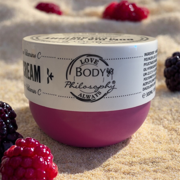 creme-corps-fruits-rouges-cassis-bom-dia-bright-300ml