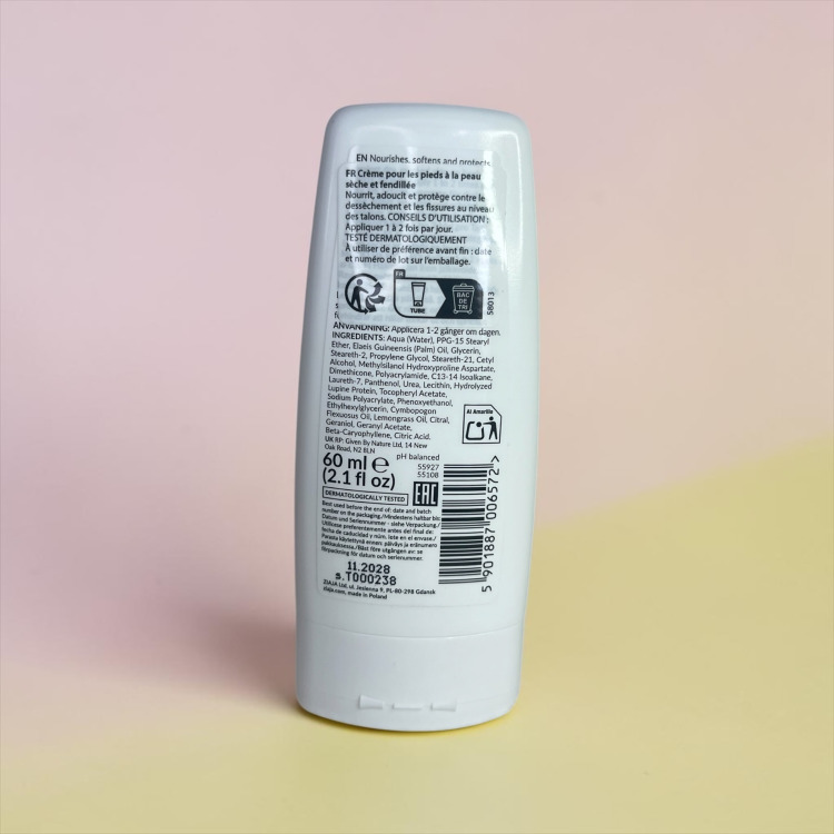 ziaja-foot-cream-cracked-skin-back.jpg